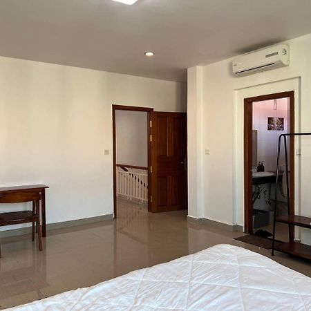 D32 Homestay Near Airport Behind Brown Coffee Airport Phnom Penh Zewnętrze zdjęcie